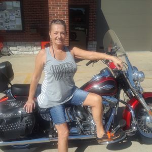 Meet your Posher, Debbie